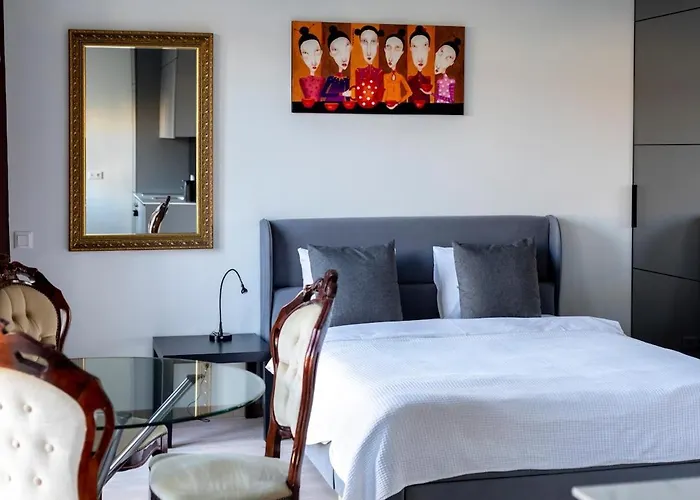 Center Deluxe Διαμέρισμα *